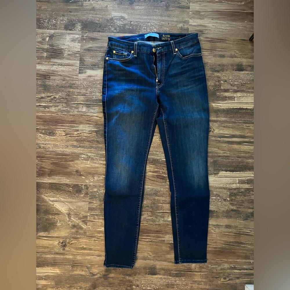 7 for all mankind EUC Jeans 32